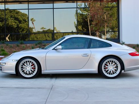 Used 2007 Porsche 911 Carrera image 2