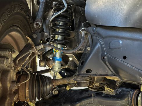 Used 2014 Toyota FJ Cruiser 4WD image 18