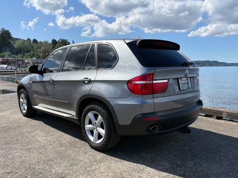Used 2010 BMW X5 xDrive35d AWD/4WD image 2