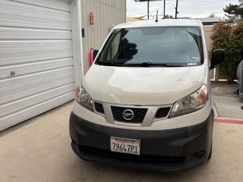 Used 2014 Nissan NV200 S w/ Back Door Glass Package image 5