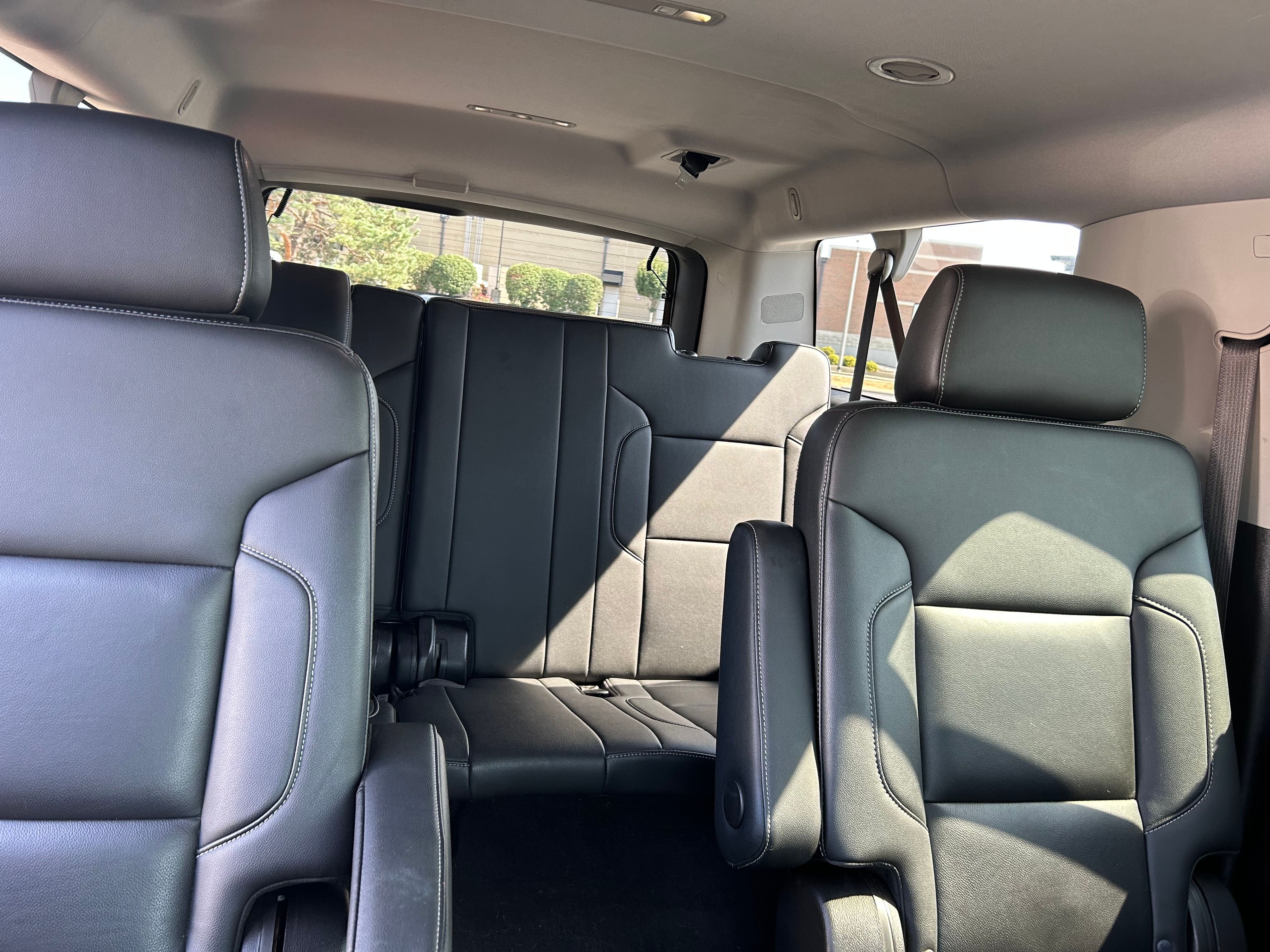 Used 2019 Chevrolet Suburban LT AWD/4WD image 8