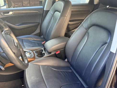 Used 2016 Audi Q5 2.0T Premium Plus w/ Technology Package image 16