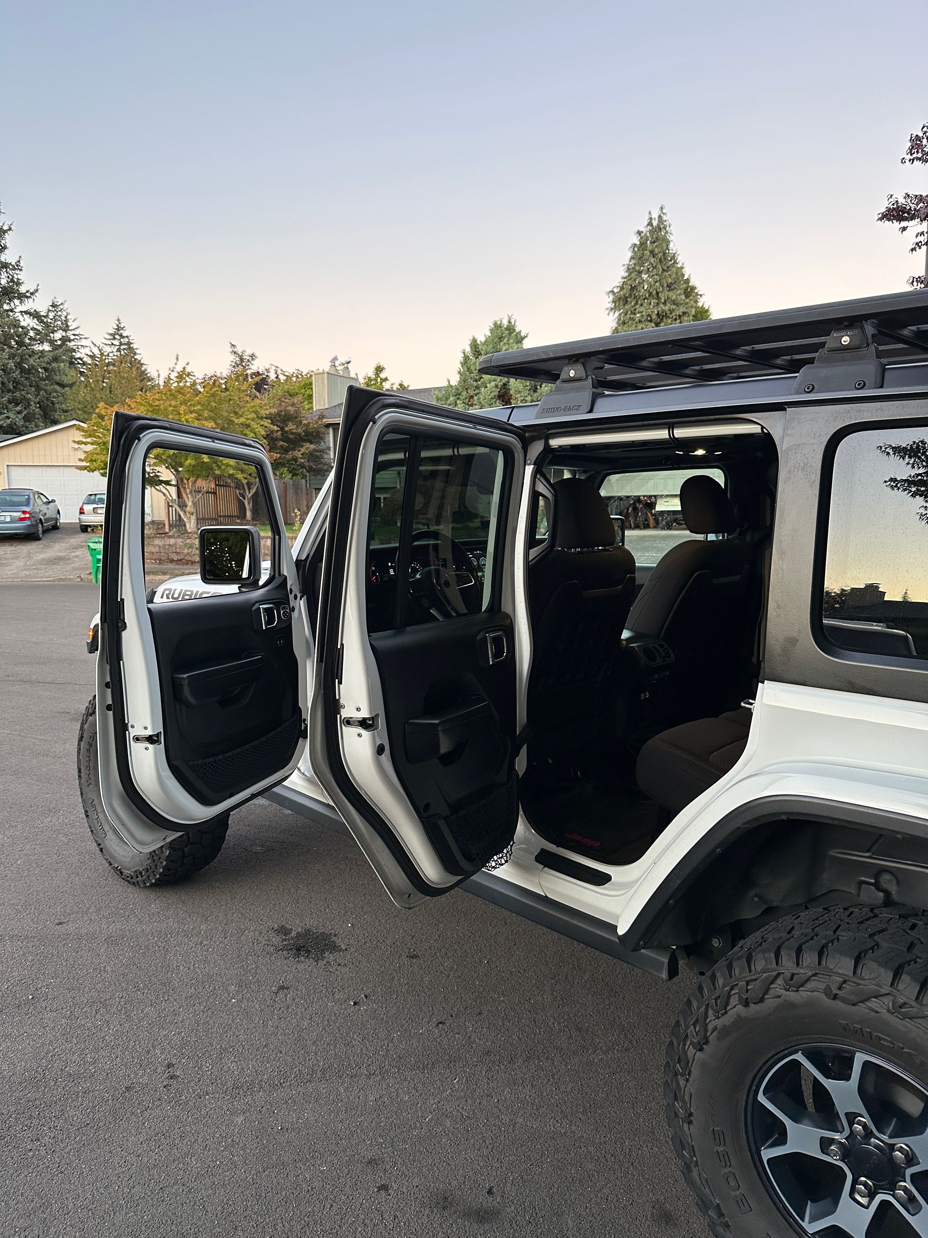 Used 2019 Jeep Wrangler Unlimited Rubicon AWD/4WD image 8