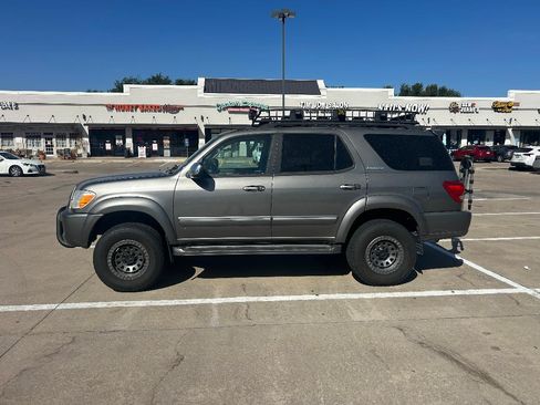 Used 2007 Toyota Sequoia Limited AWD/4WD image 1
