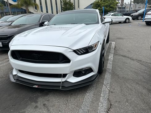 Used 2016 Ford Mustang GT Premium image 1