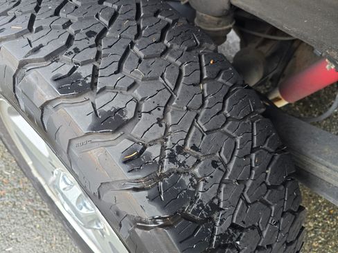 Used 2015 Chevrolet Silverado 2500 LT w/ LT Convenience Package image 14