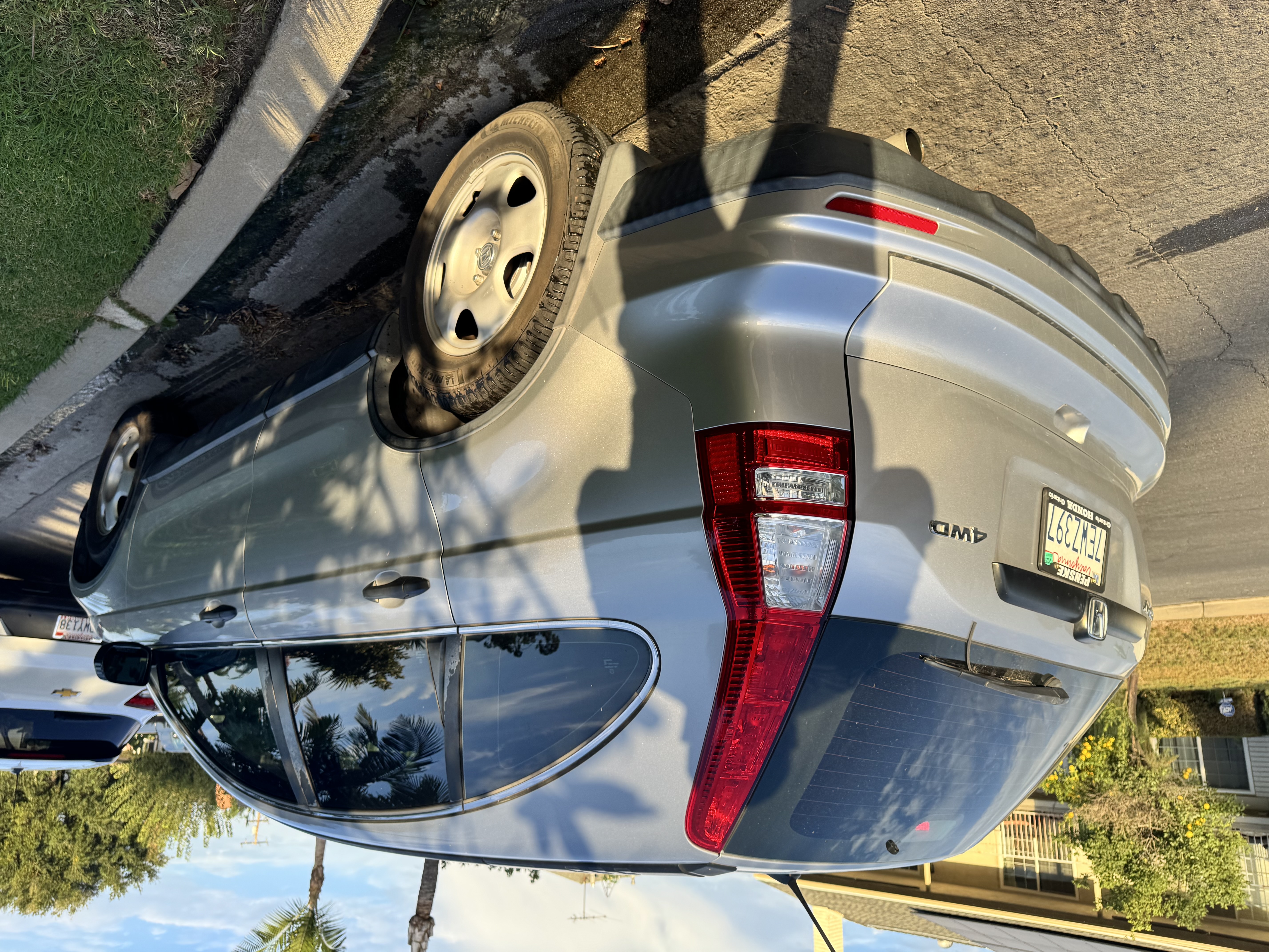 Used 2010 Honda CR-V LX image 9