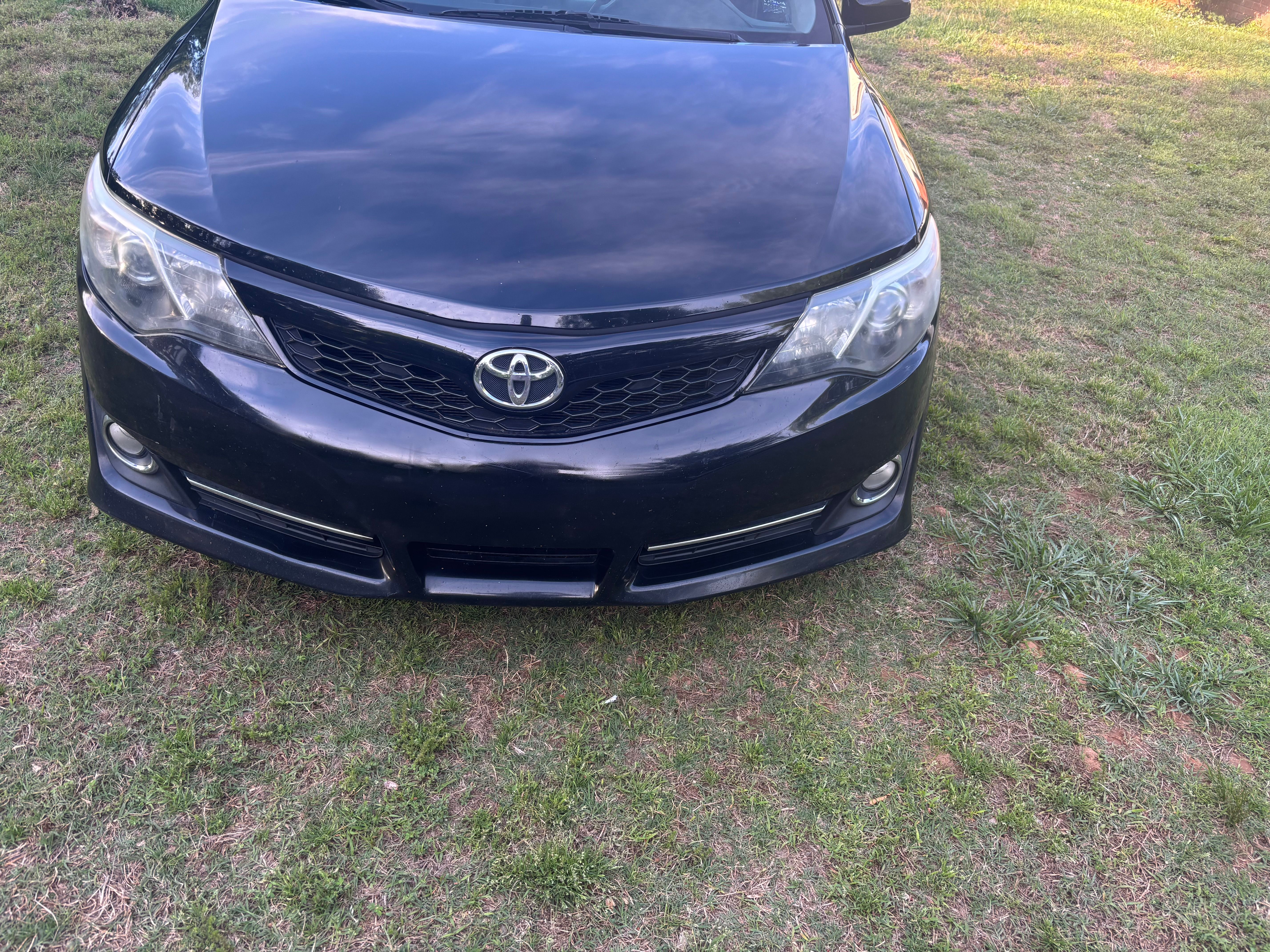 Used 2013 Toyota Camry SE FWD image 14