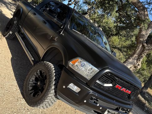 Used 2018 RAM 2500 Longhorn w/ Convenience Group image 2