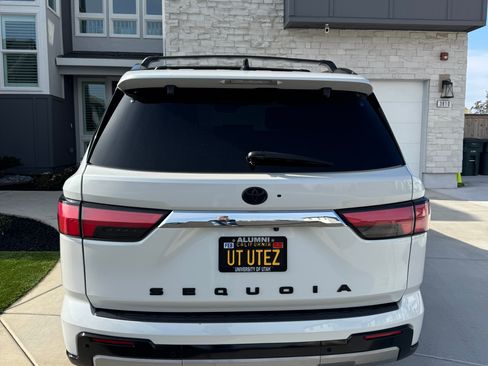 Used 2023 Toyota Sequoia Limited w/ TRD Off-Road Package image 9