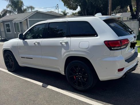 Used 2018 Jeep Grand Cherokee SRT AWD/4WD image 4