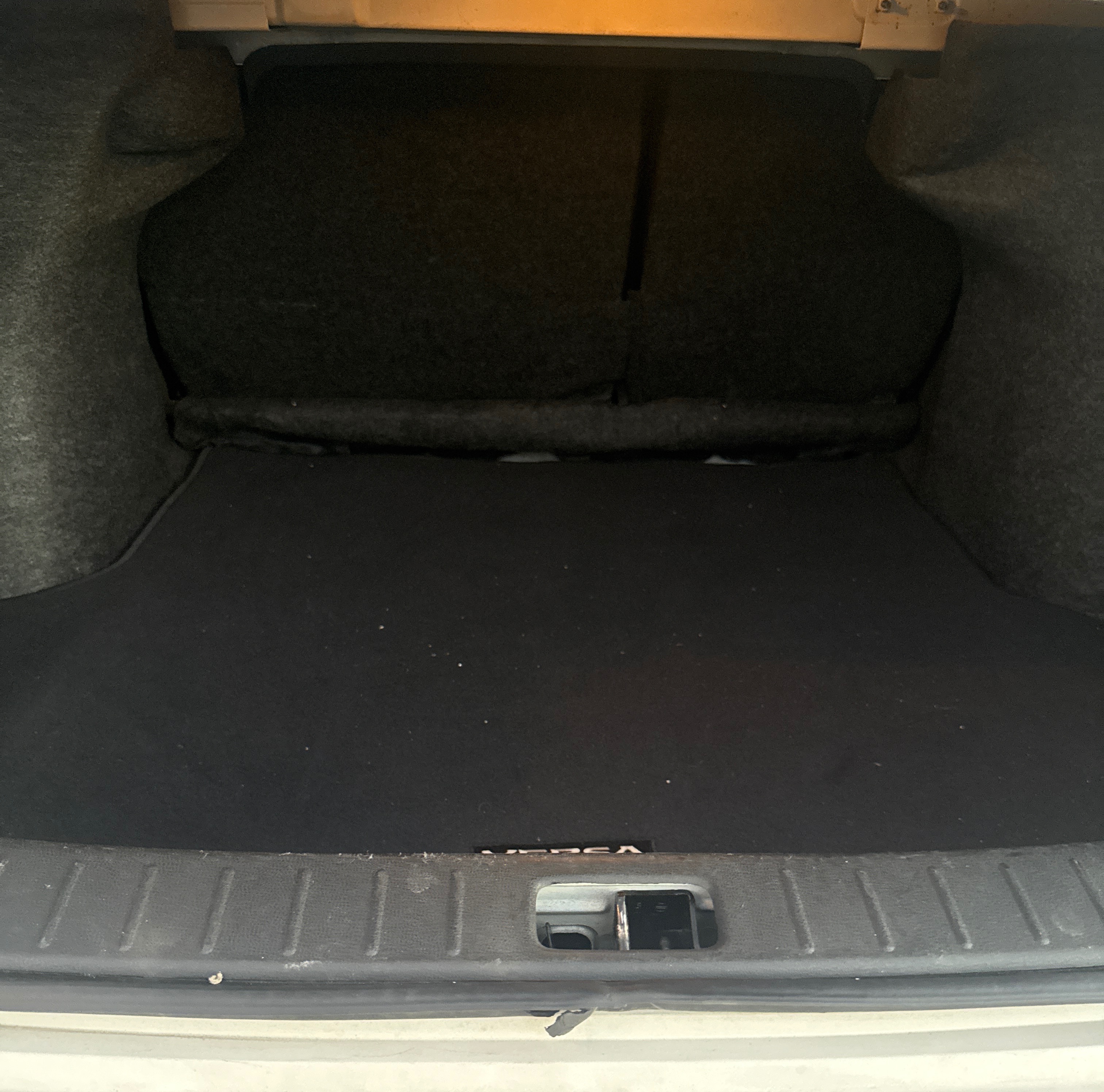 Used 2018 Nissan Versa SV w/ SV Special Edition FWD image 14