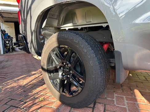 Used 2023 Chevrolet Silverado 1500 LT Trail Boss image 11