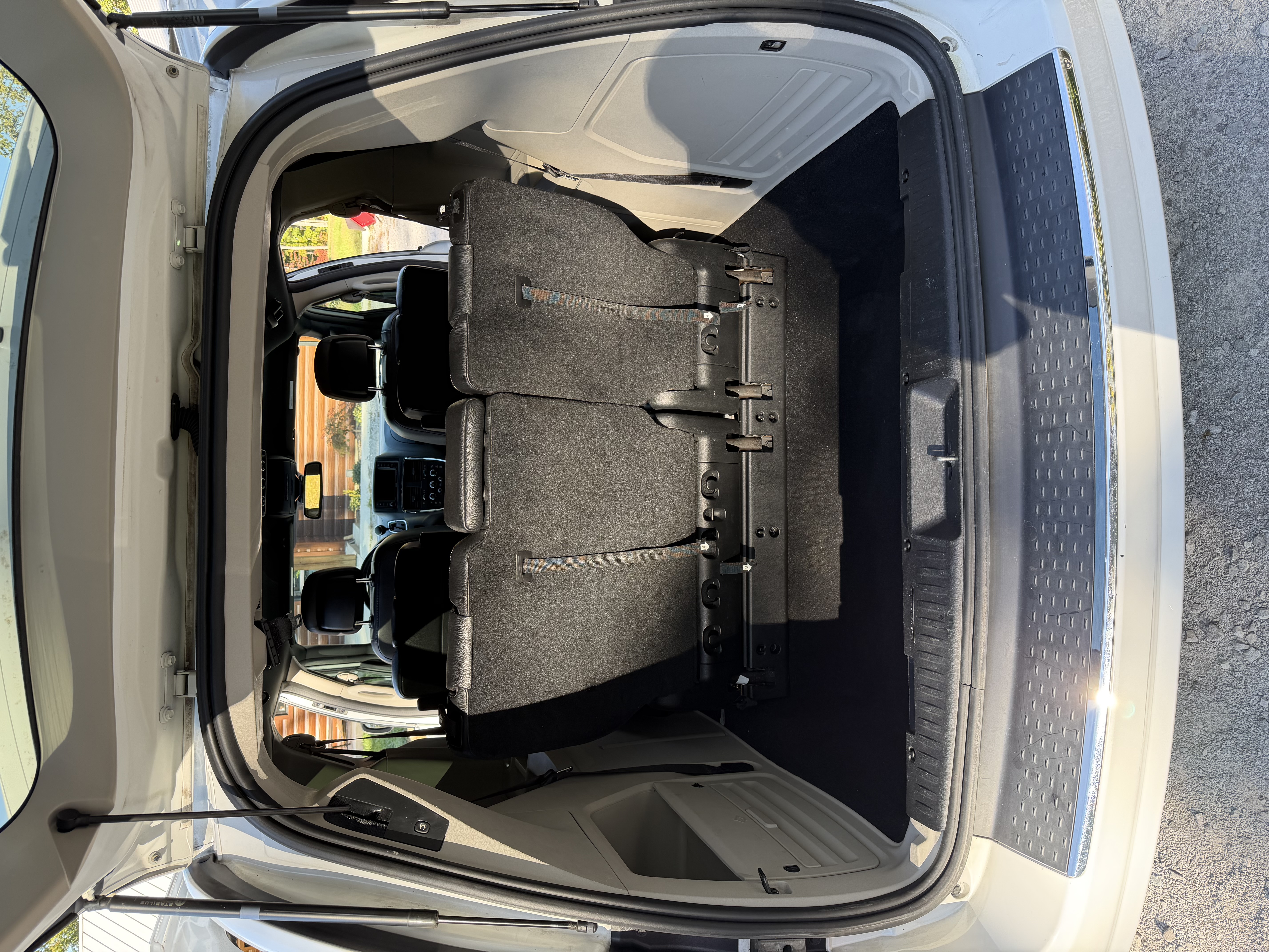 Used 2019 Dodge Grand Caravan SXT FWD image 13