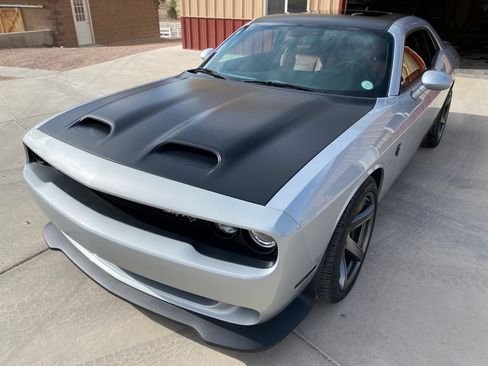 Used 2019 Dodge Challenger SRT Hellcat Redeye image 6