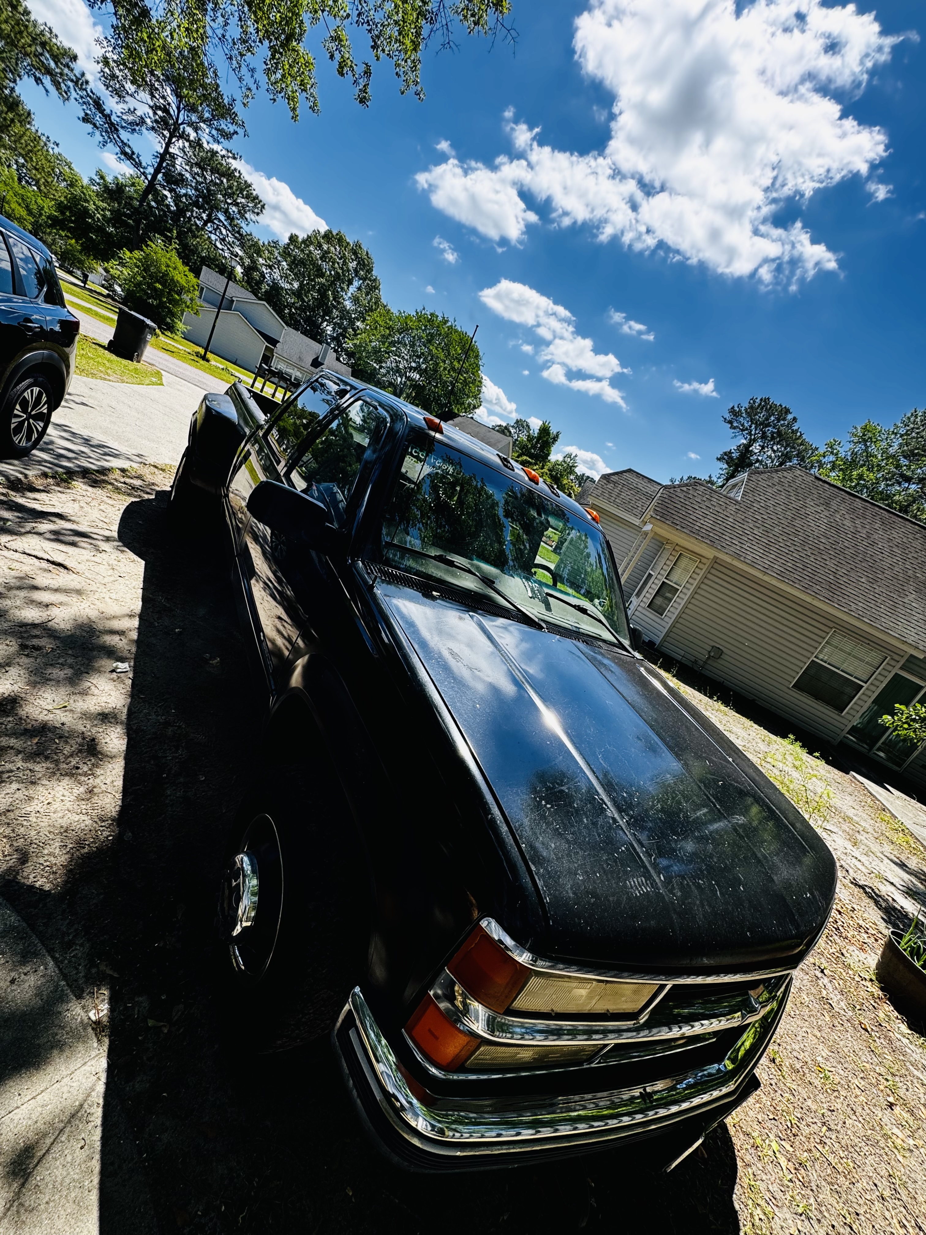 Used 1998 Chevrolet Silverado 3500 4x4 Crew Cab w/ Preferred Equipment Group 2 image 2