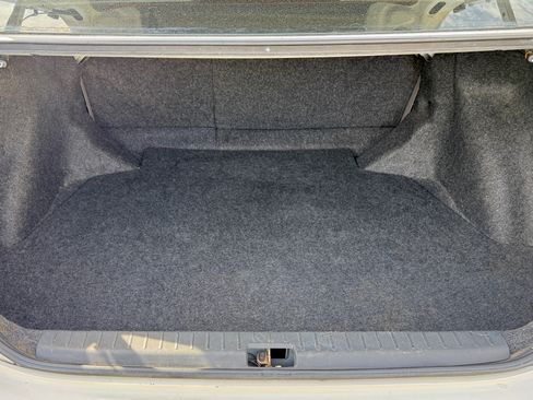 Used 2005 Toyota Corolla CE image 15