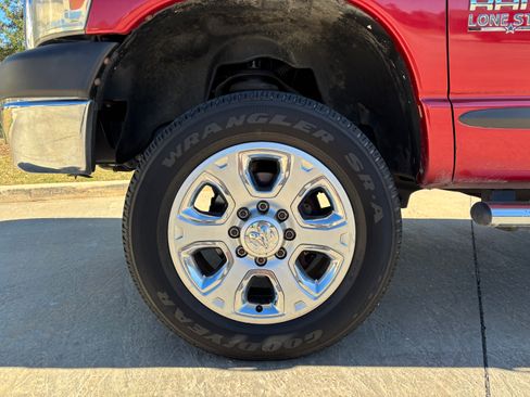 Used 2006 Dodge Ram 2500 Truck SLT image 13