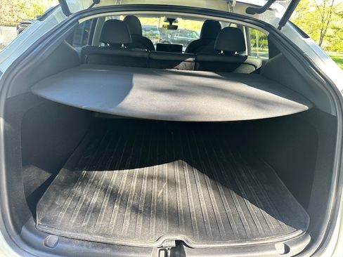 Used 2022 Tesla Model Y Long Range image 13