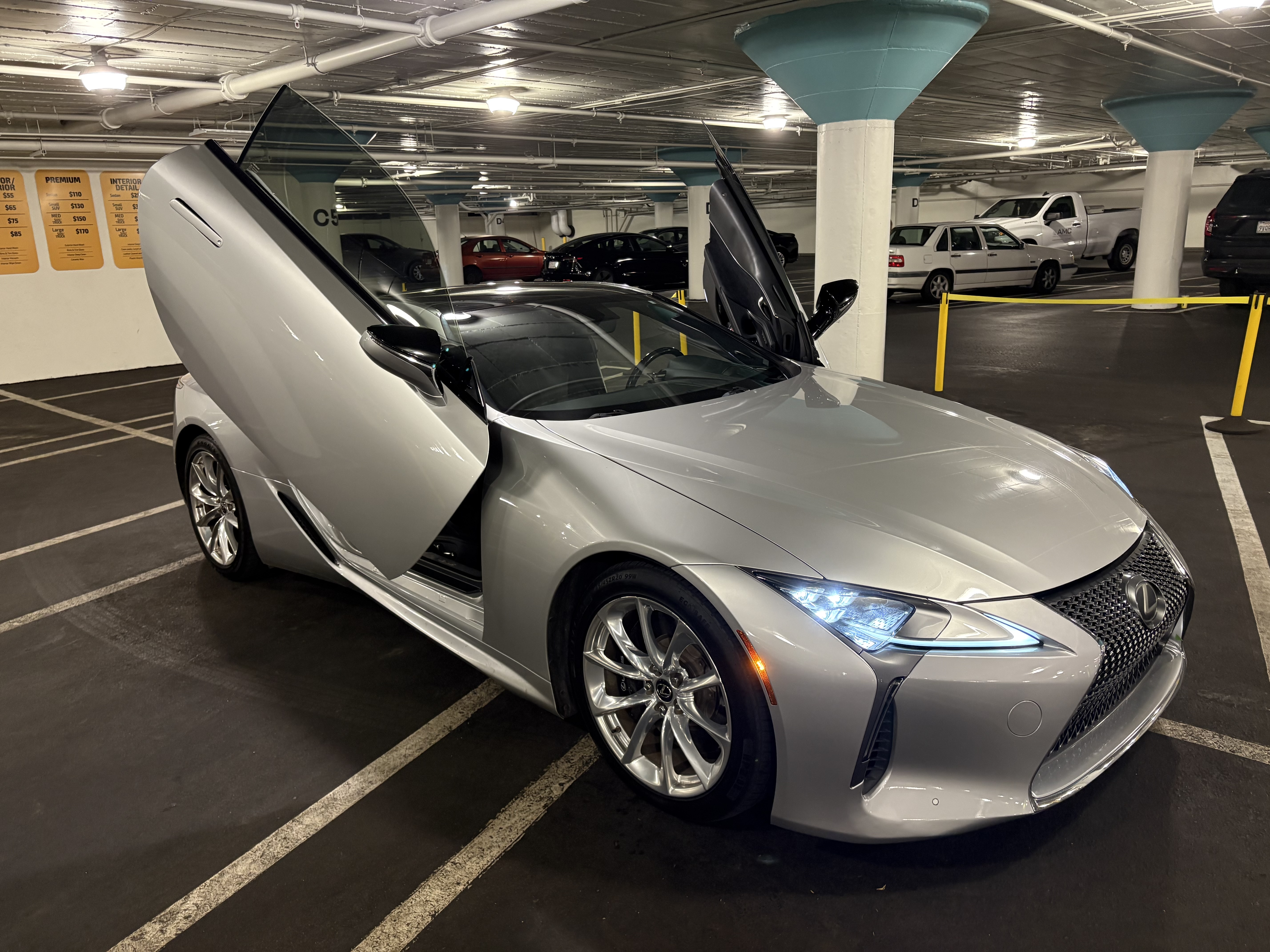 Used 2018 Lexus LC 500 Coupe w/ Touring Package RWD image 1