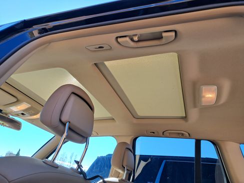 Used 2012 Mercedes-Benz GLK 350 4MATIC image 13