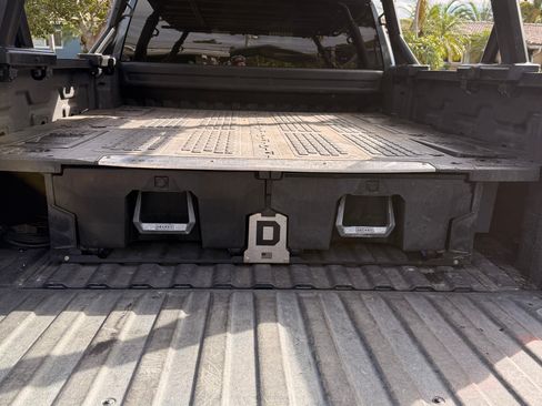 Used 2020 Chevrolet Silverado 1500 Custom w/ Custom Value Package image 5