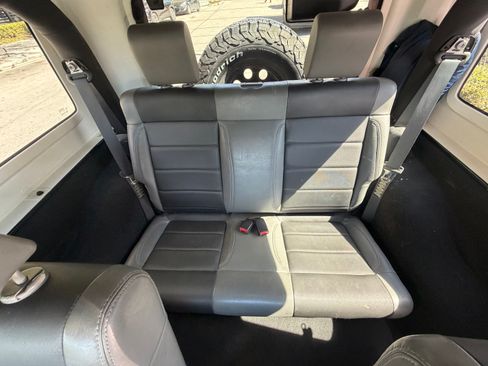 Used 2007 Jeep Wrangler X image 11