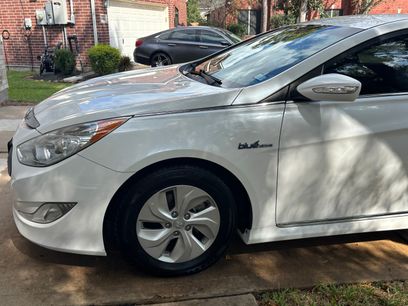 Used 2014 Hyundai Sonata Hybrid