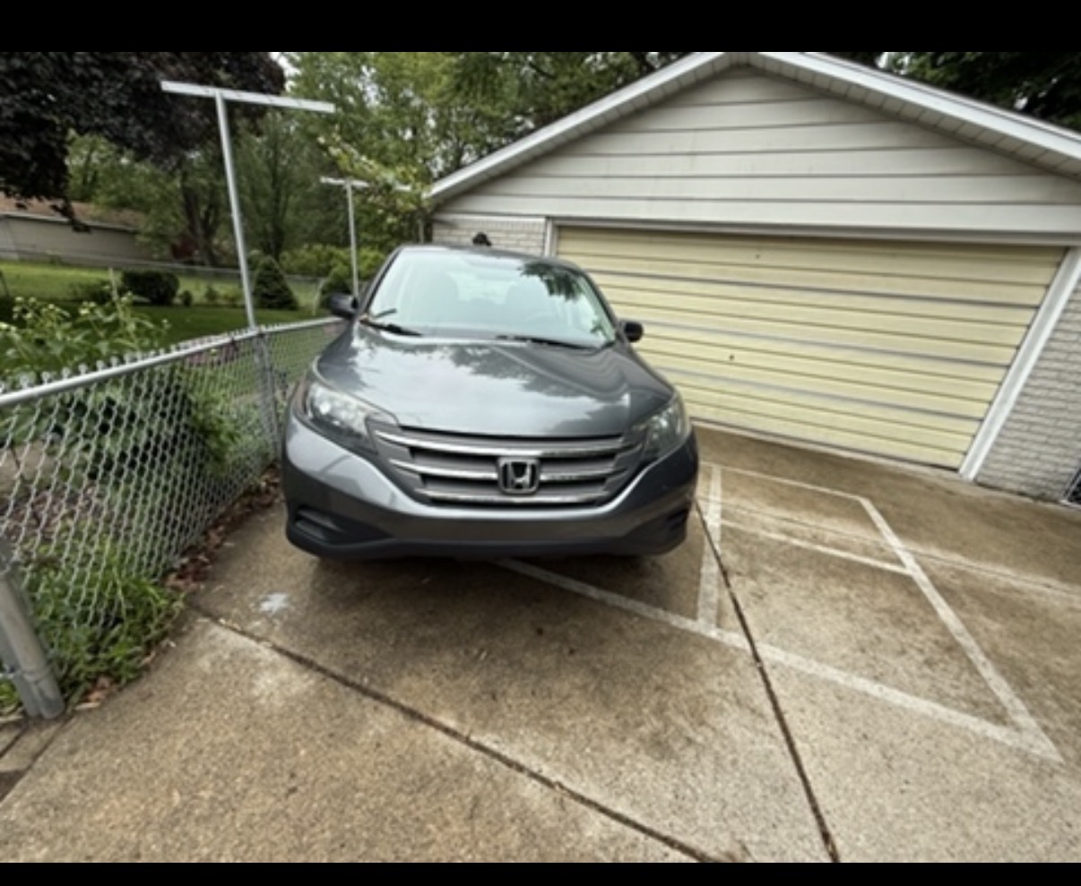 Used 2013 Honda CR-V LX image 1