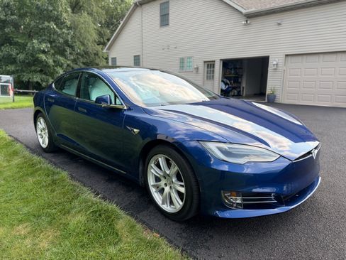 Used 2021 Tesla Model S Long Range Plus AWD/4WD image 18
