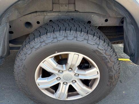 Used 2020 Ford Ranger XL image 2