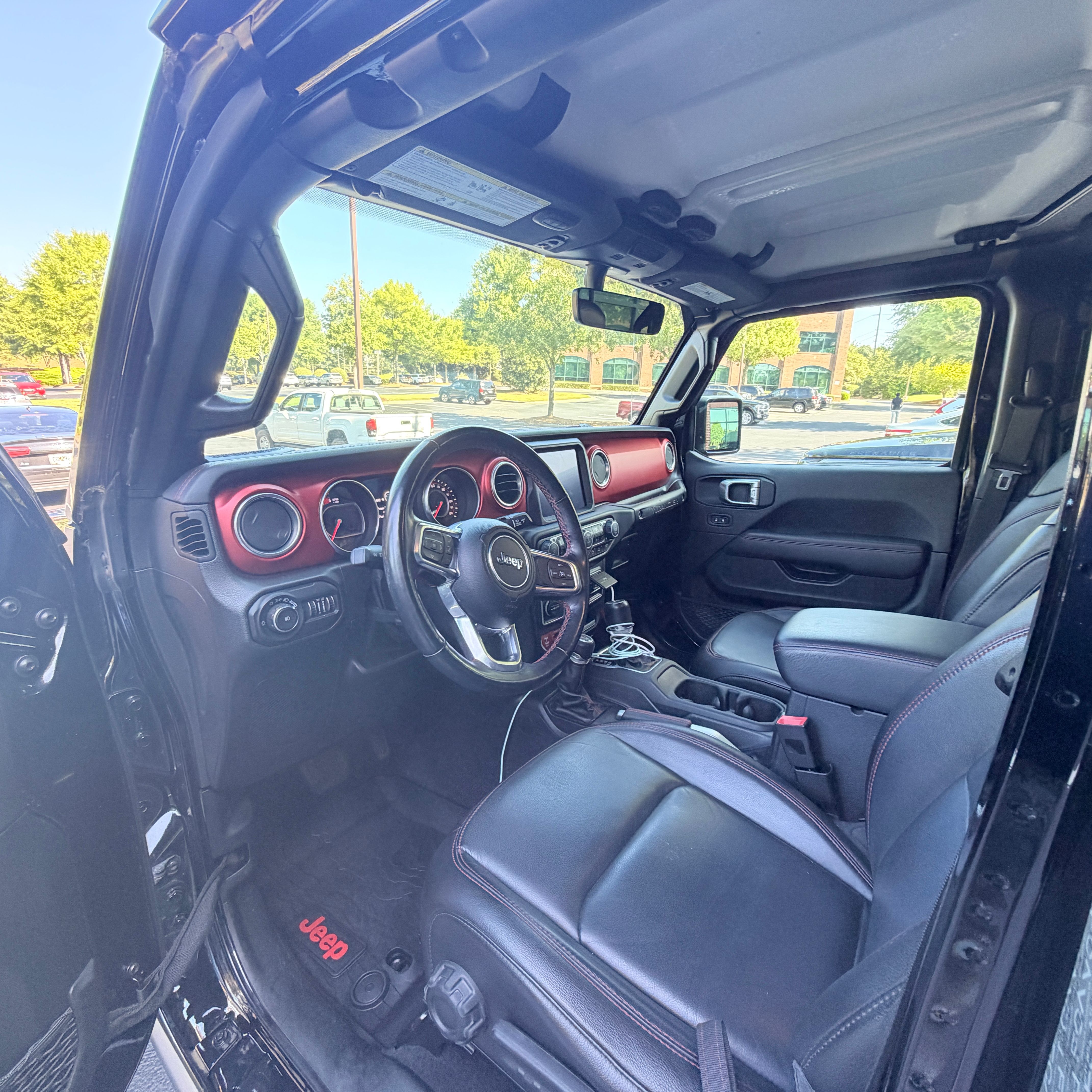 Used 2021 Jeep Wrangler Unlimited Rubicon AWD/4WD image 14