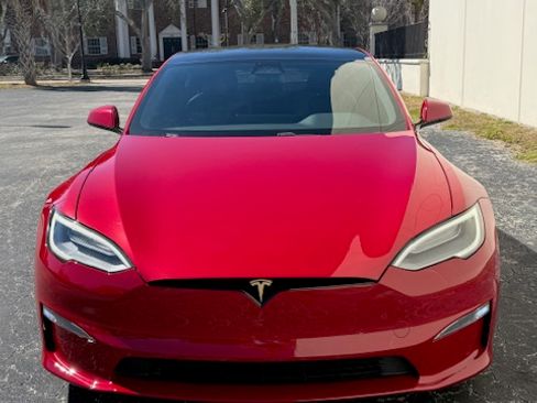 Used 2021 Tesla Model S Plaid image 19