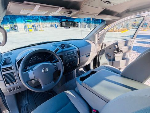 Used 2007 Nissan Titan XE w/ Preferred Pkg image 18