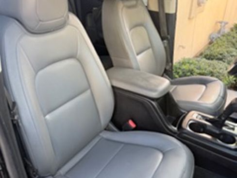 Used 2018 Chevrolet Colorado W/T w/ WT Convenience Package image 11