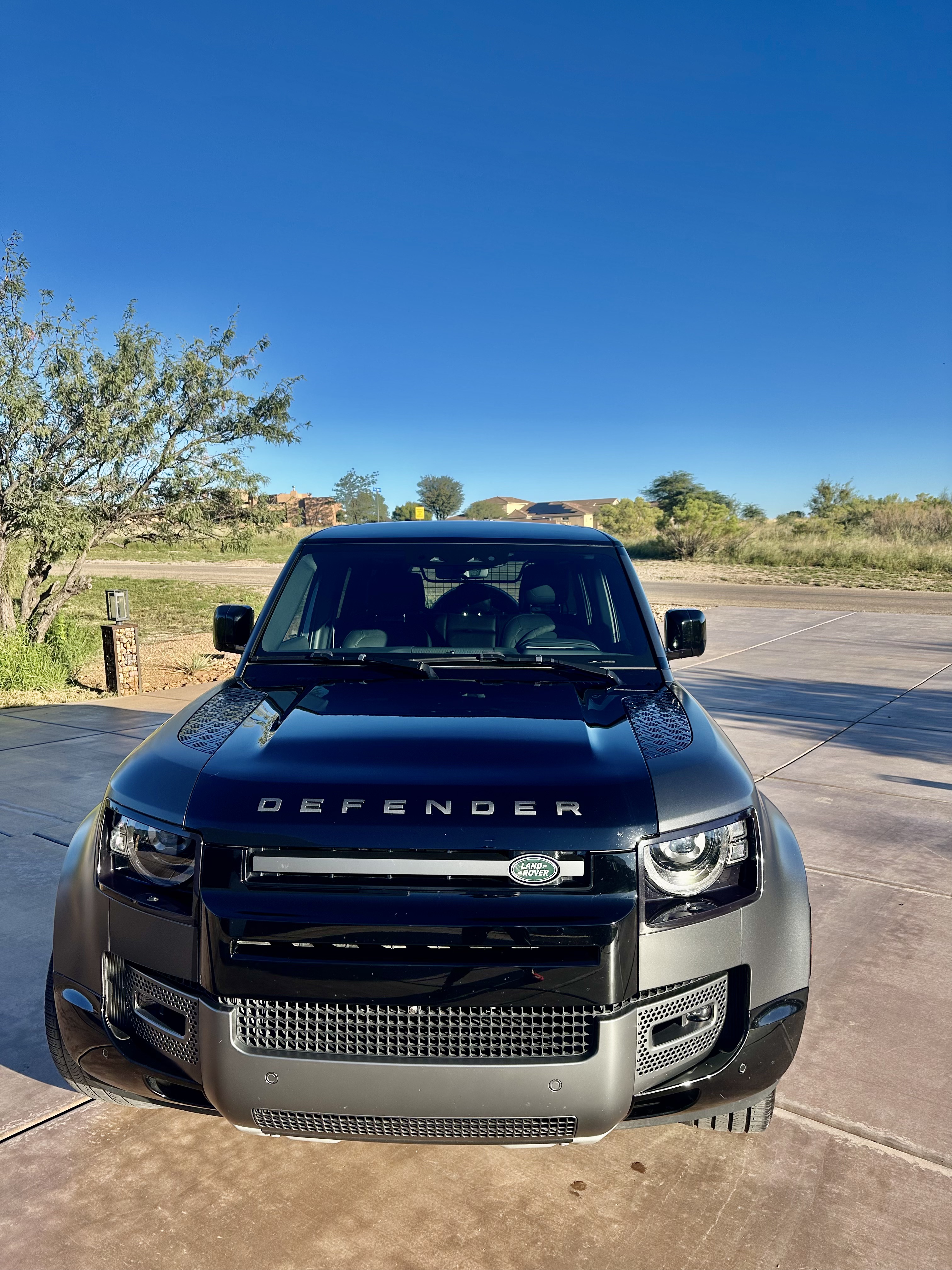 Used 2024 Land Rover Defender 110 Carpathian Edition AWD/4WD image 5