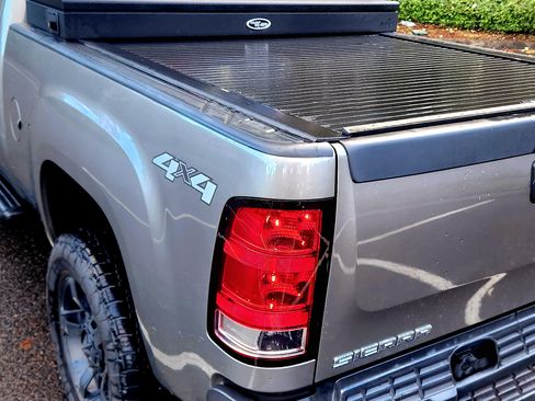 Used 2014 GMC Sierra 2500 Denali image 6