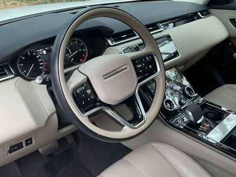 Used 2023 Land Rover Range Rover Velar S image 11