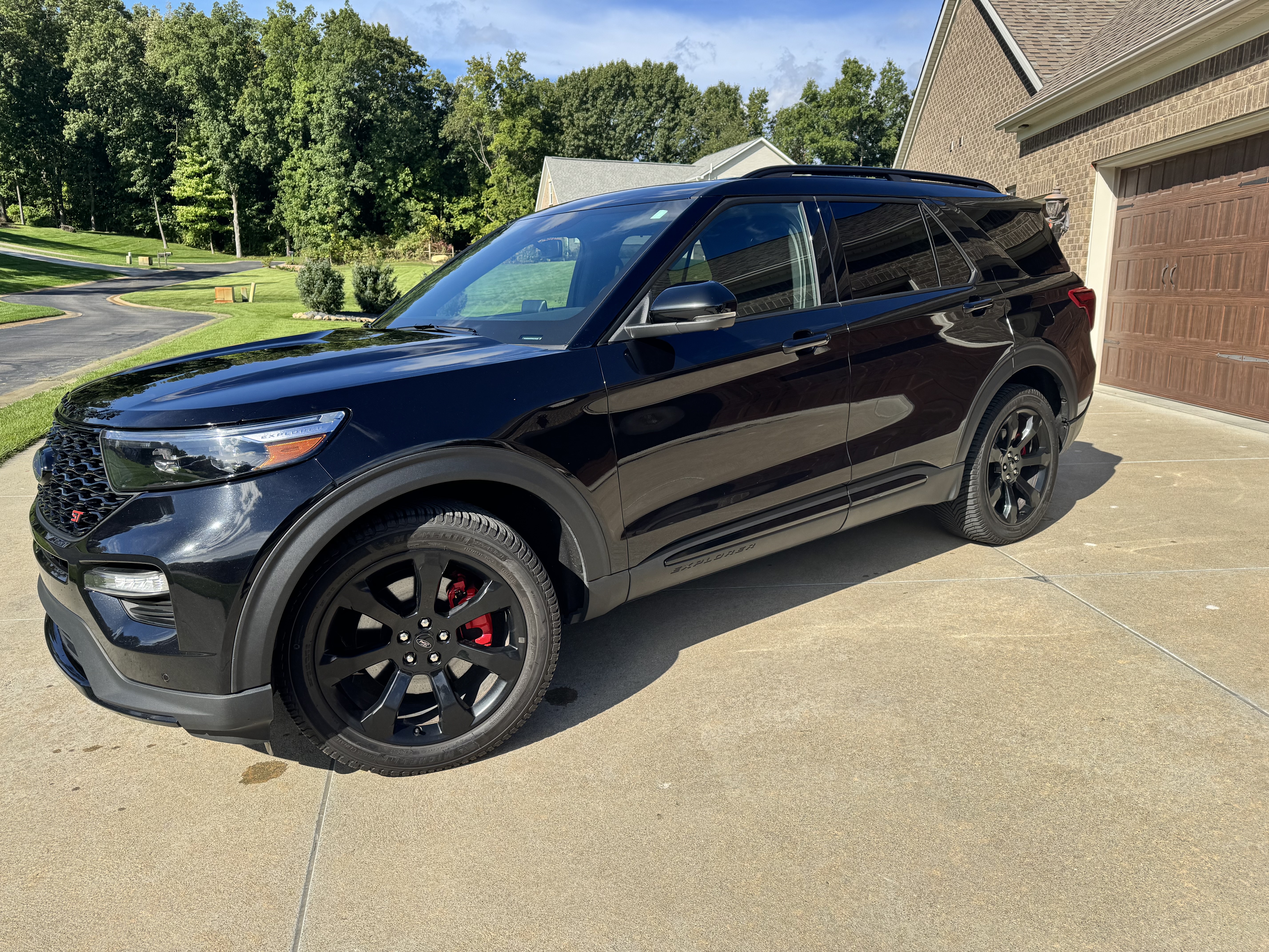 Used 2023 Ford Explorer ST w/ Equipment Group 401A AWD/4WD image 8