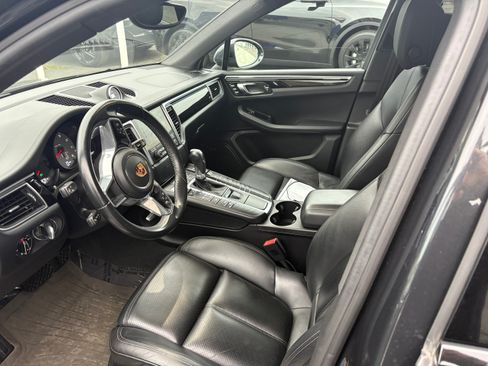 Used 2018 Porsche Macan S image 5
