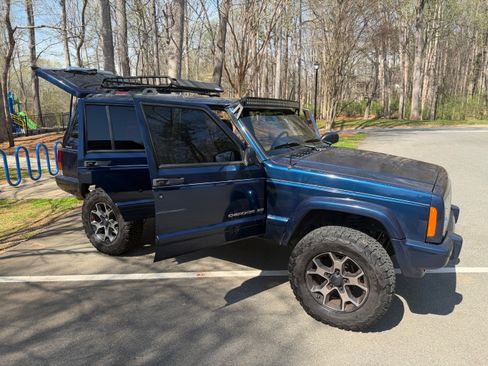 Used 2000 Jeep Cherokee Limited image 13