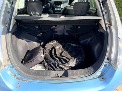 Used 2015 Nissan Leaf SL image 18