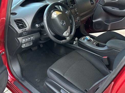 Used 2013 Nissan Leaf S image 5