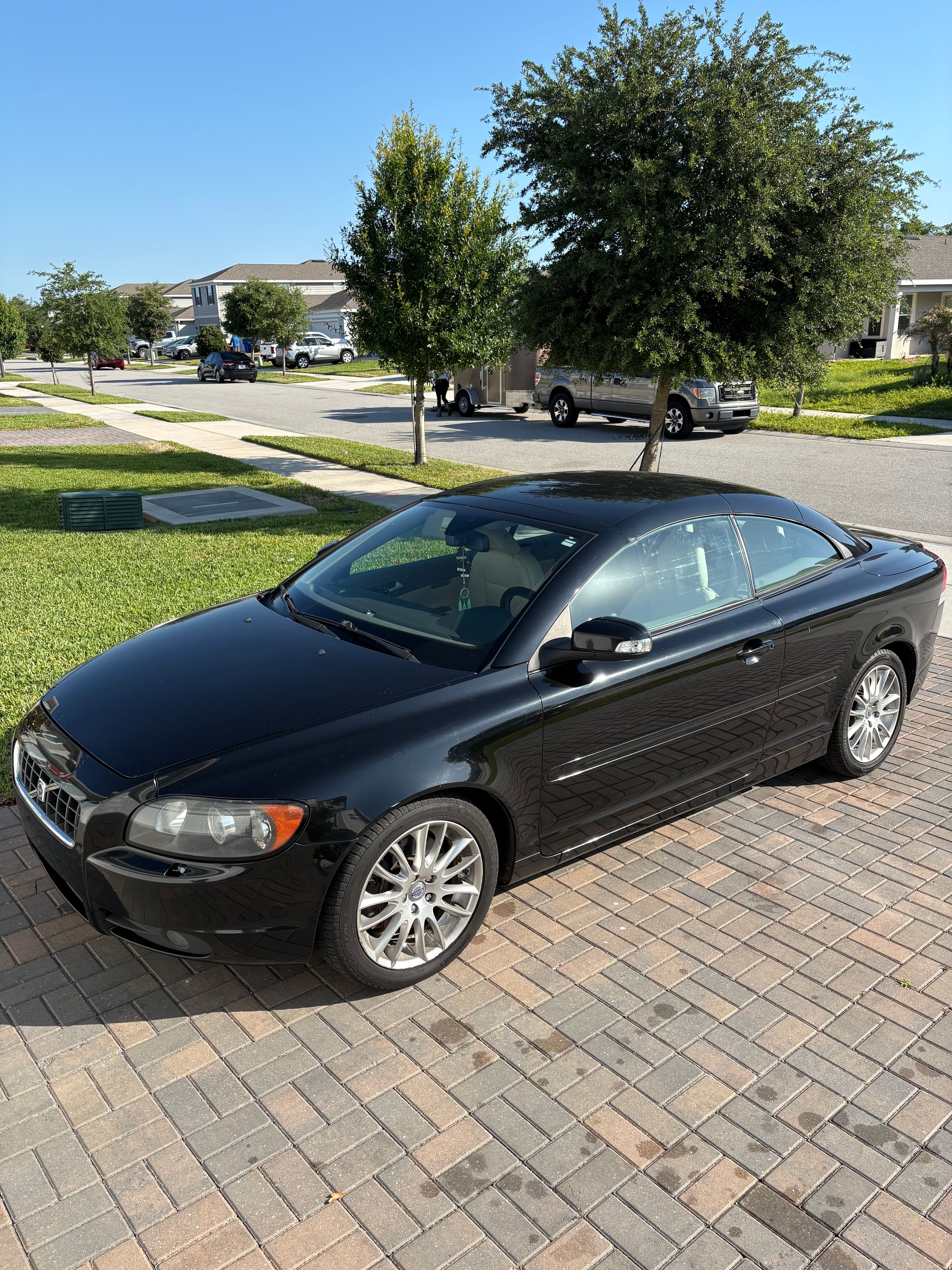 Used 2009 Volvo C70 T5 FWD image 9