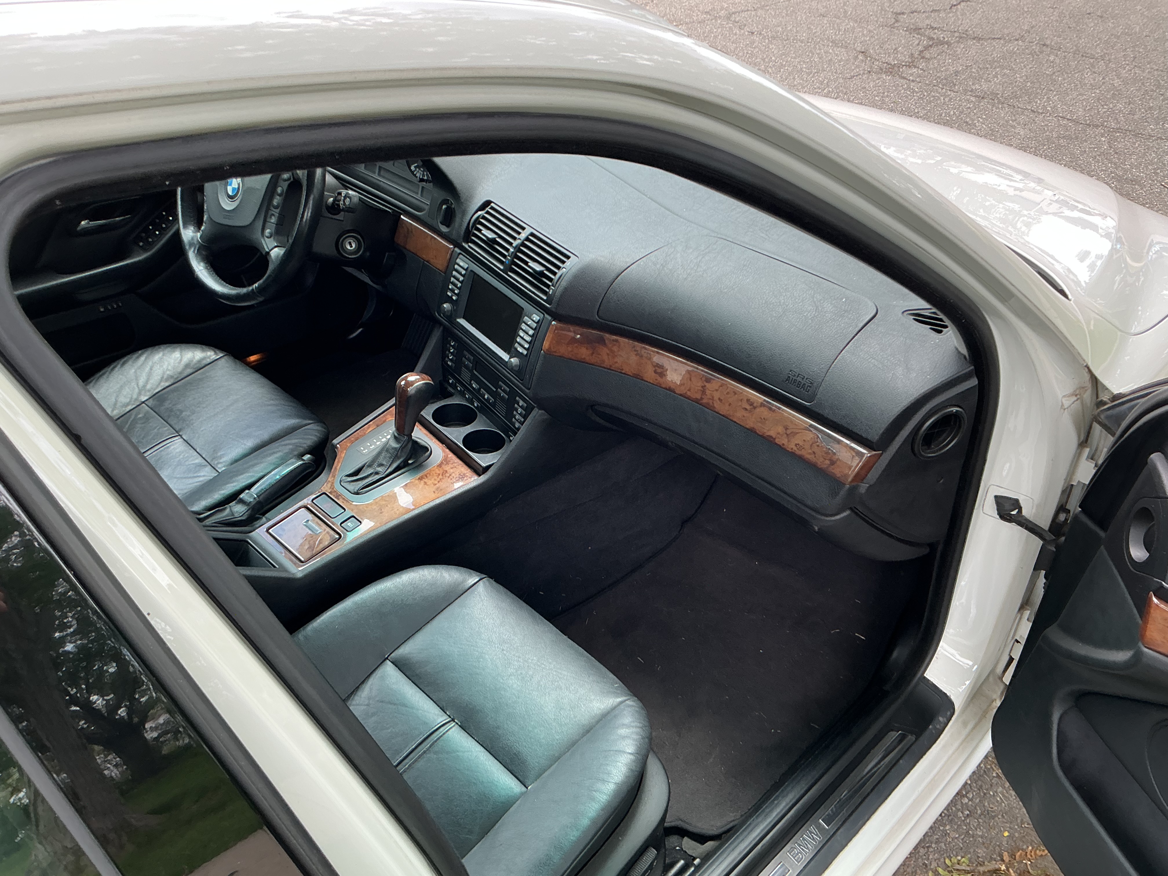Used 2002 BMW 540i Sedan RWD image 12