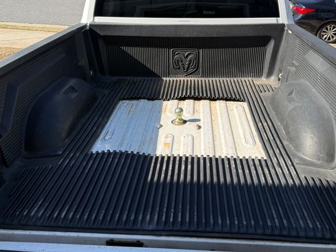 Used 2017 RAM 2500 Tradesman w/ Chrome Appearance Group image 11