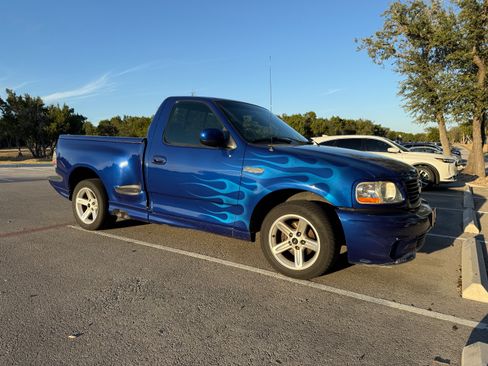 Used 2003 Ford F150 Lightning image 22