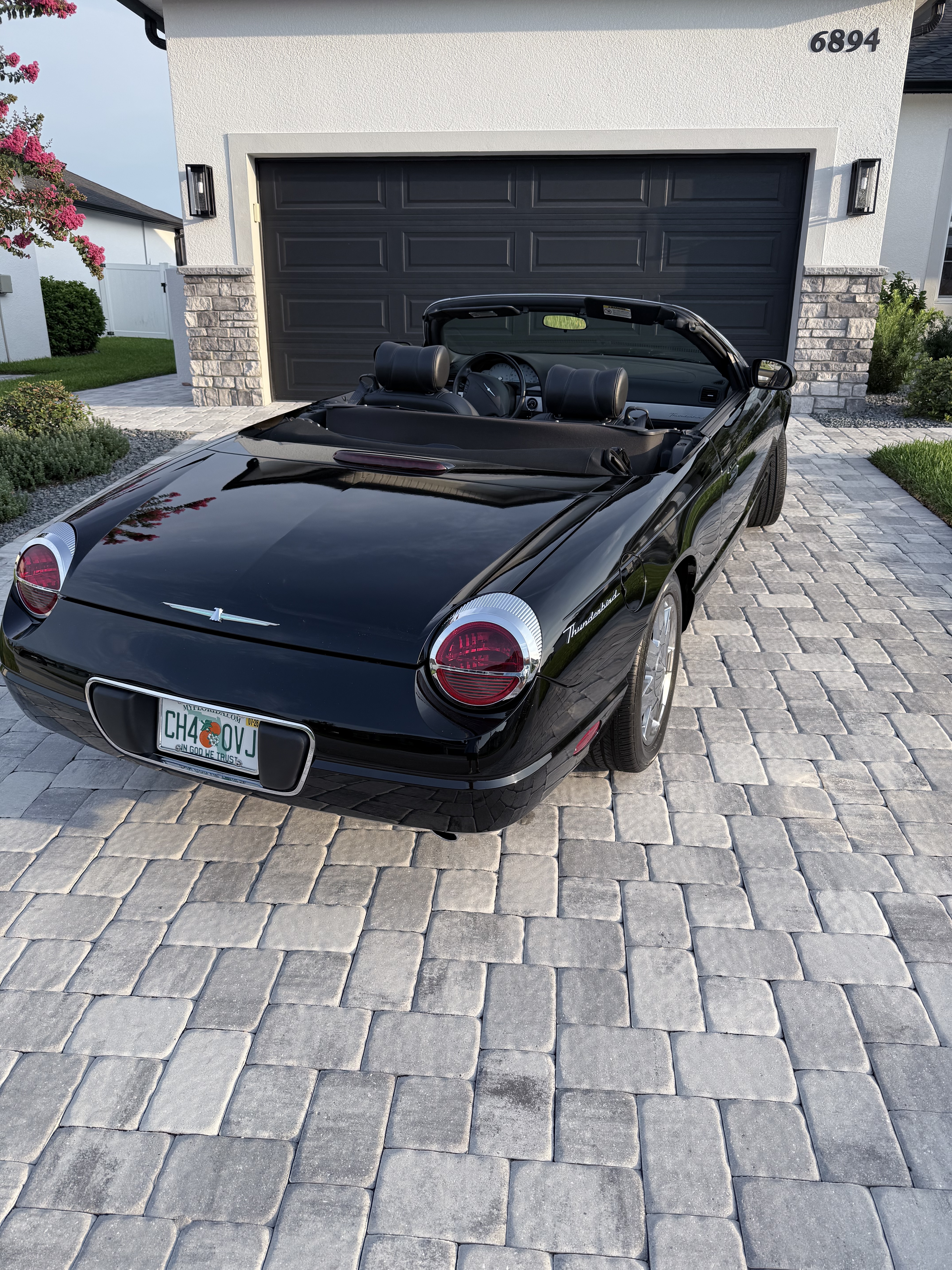 Used 2002 Ford Thunderbird RWD image 8