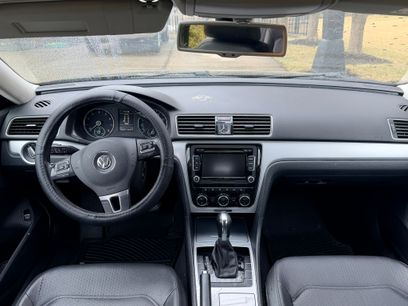 Used 2012 Volkswagen Passat 2.5 SE
