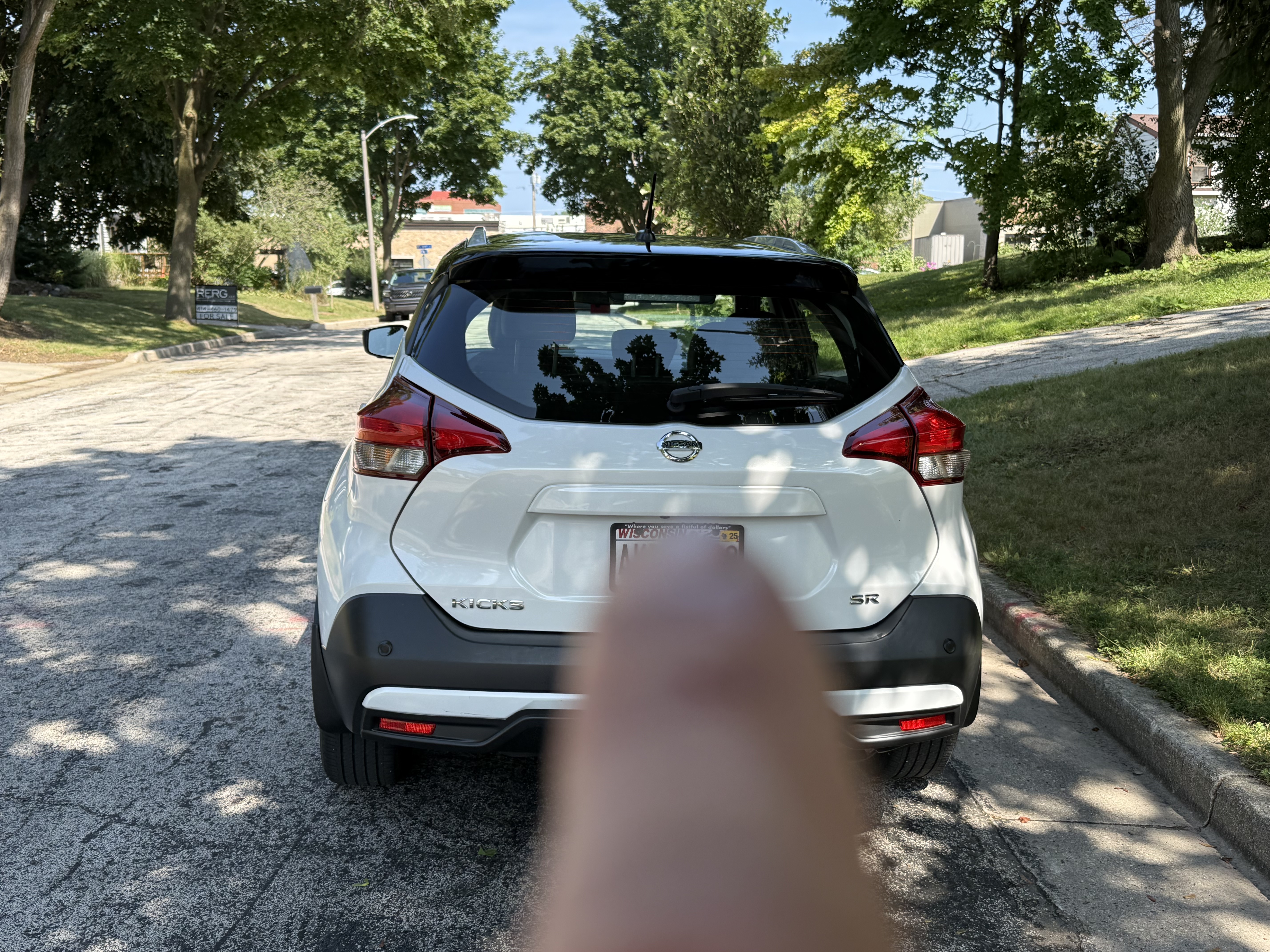 Used 2020 Nissan Kicks SR w/ SR Premium Package FWD image 5